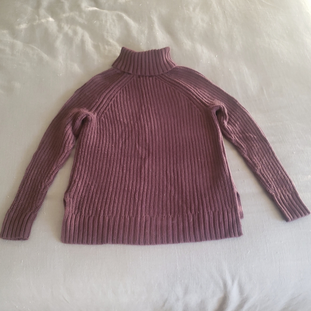 Plum turtleneck - Picture 7 of 7